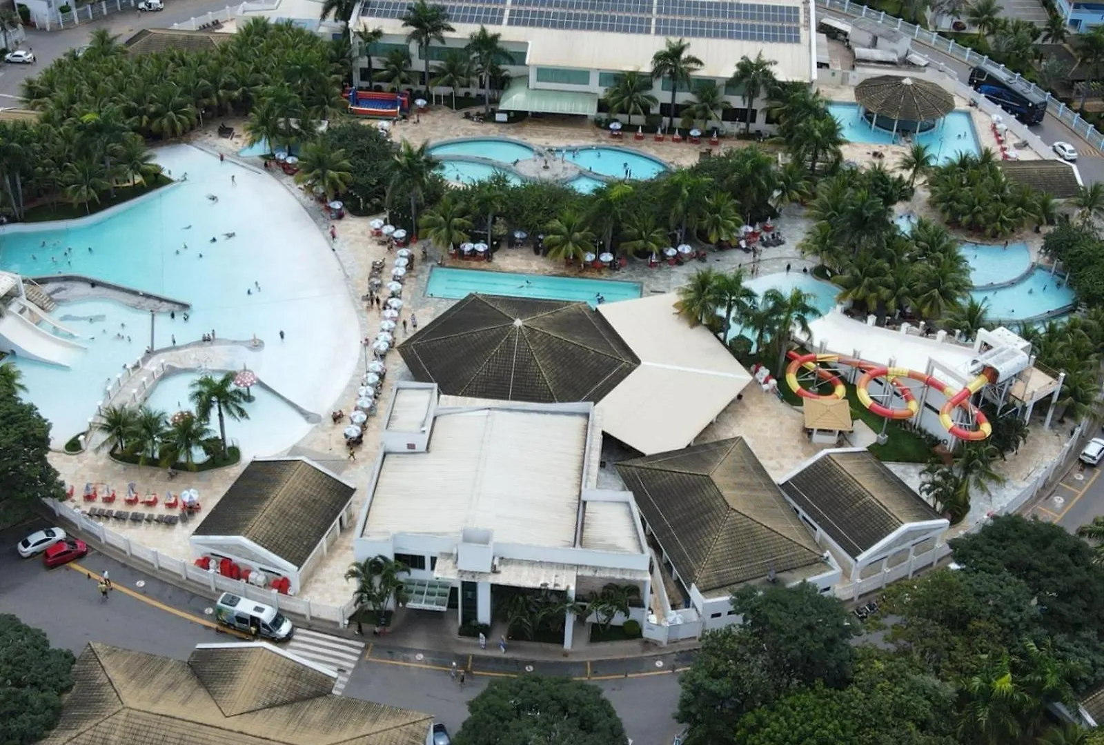 L'Acqua Diroma 1,2,3,4 E 5 - Adriele Lejlighedshotel Caldas Novas